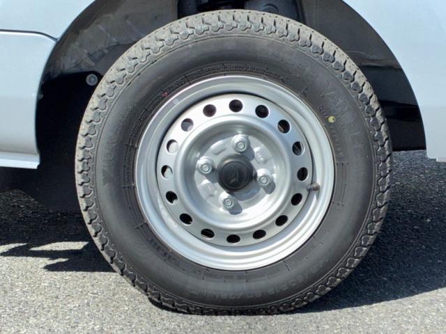 ハイゼットトラックスタンダード４ＷＤ　ＡＭ／ＦＭチューナー　アイドリングストップ　コーナーセンサー　スマートアシスト（奈良県）の中古車