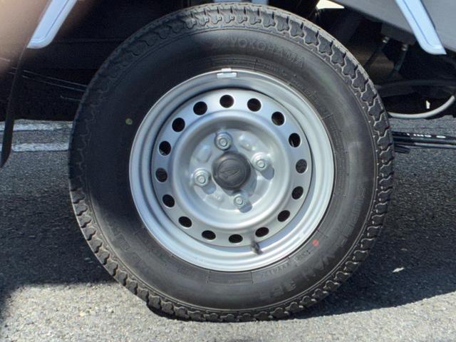 ハイゼットトラックスタンダード４ＷＤ　ＡＭ／ＦＭチューナー　アイドリングストップ　コーナーセンサー　スマートアシスト（奈良県）の中古車