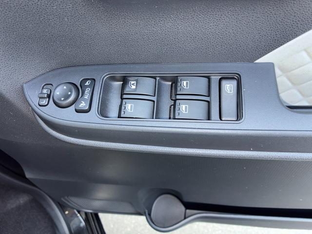 タントＸナビゲーション　ドライブレコーダー　ＥＴＣ　パノラマモニター　ＬＥＤヘッドランプ　運転席ロングスライドシート　助手席側パワースライドドア　前席シートヒーター　コーナーセンサー　オートライト（奈良県）の中古車