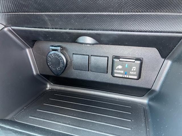 ロッキーＸ　ＨＥＶ純正９インチナビゲーション　ドライブレコーダー　ＥＴＣ　パノラマモニター　電動パーキング　ＬＥＤヘッドランプ　コーナーセンサー　電動格納式ミラー　キーフリーシステム（奈良県）の中古車