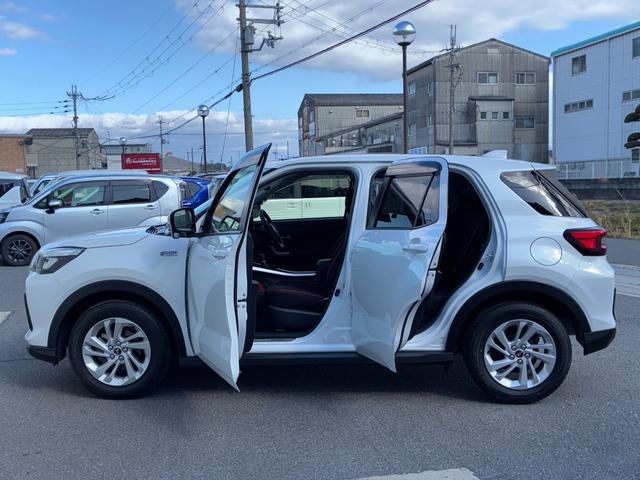 ロッキーＸ　ＨＥＶ純正９インチナビゲーション　ドライブレコーダー　ＥＴＣ　パノラマモニター　電動パーキング　ＬＥＤヘッドランプ　コーナーセンサー　電動格納式ミラー　キーフリーシステム（奈良県）の中古車