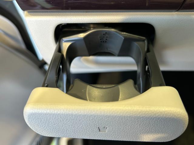 キャストスタイルＧ　ＶＳ　ＳＡIIIナビ　ドラレコ　ＥＴＣ　衝突被害軽減ブレーキ　オ−トハイビ−ム　シ−トヒ−タ−　プッシュボタンスタ−ト　パノラマモニタ−　ＬＥＤヘッドライト（奈良県）の中古車