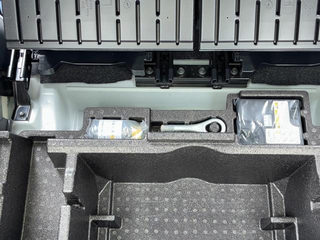 ムーヴキャンバスストライプスＧナビゲーション　ドライブレコーダー　ＥＴＣ　バックカメラ　ＬＥＤヘッドランプ　前席シートヒーター　両側パワースライドドア　電動パーキング　コーナーセンサー　キーフリーシステム（奈良県）の中古車