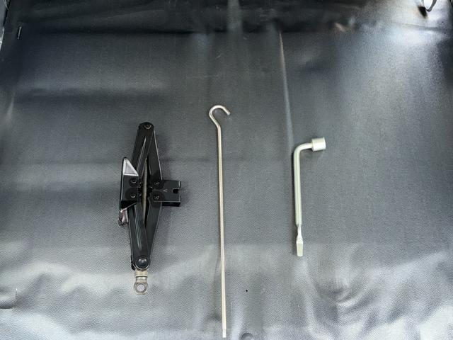 ハイゼットカーゴクルーズターボ９インチスマホ連携ディスプレイオーディオ　バックカメラ　視界補助パック（スマートインナーミラー）　マニュアルエアコン　リアヒーター　アイドリングストップ　プッシュボタンスタート　電動格納式ミラー（奈良県）の中古車