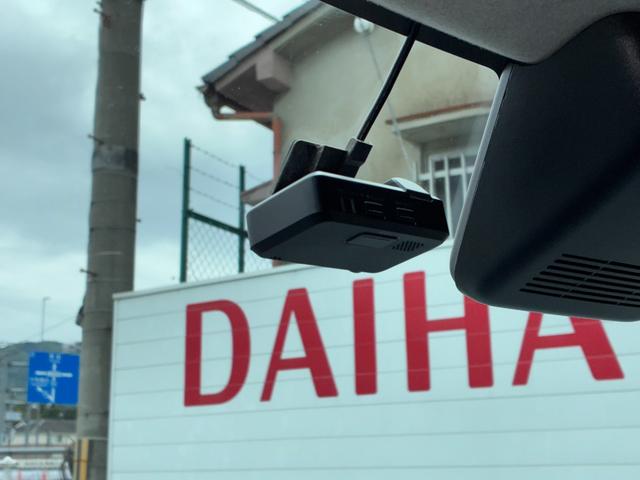 ムーヴキャンバスＸリミテッドメイクアップ　ＳＡIIIナビゲーション　ドライブレコーダー　ＥＴＣ　バックカメラ　電動格納式ミラー　オートエアコン　両側パワースライドドア　アイドリングストップ　プッシュボタンスタート　オートハイビーム（奈良県）の中古車