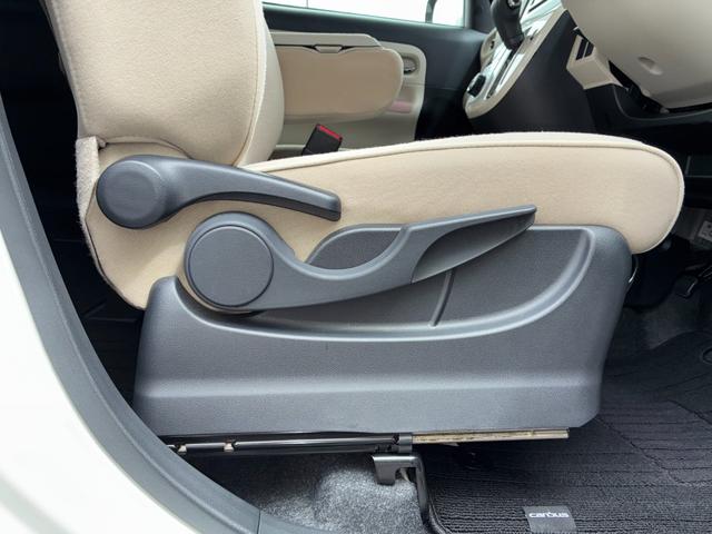 ムーヴキャンバスＸリミテッドメイクアップ　ＳＡIIIナビゲーション　ドライブレコーダー　ＥＴＣ　バックカメラ　電動格納式ミラー　オートエアコン　両側パワースライドドア　アイドリングストップ　プッシュボタンスタート　オートハイビーム（奈良県）の中古車