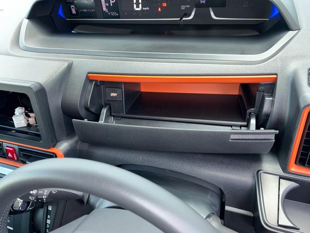 タントファンクロスターボＬＥＤヘッドランプ　パノラマモニター　電動パーキング　オーディオ穴　前席シートヒーター　両側パワースライドドア　アダプティブクルーズコントロール　コーナーセンサー　キーフリーシステム（奈良県）の中古車