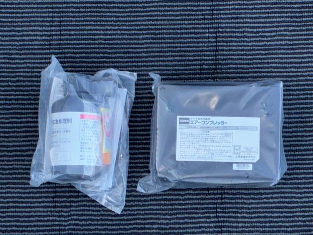 ルーミーカスタムＧナビゲーション　ＥＴＣ　バックカメラ　ＬＥＤヘッドランプ　電動パーキング　両側パワースライドドア　オートエアコン　電動格納式ミラー　アイドリングストップ　プッシュボタンスタート　キーフリーシステム（奈良県）の中古車