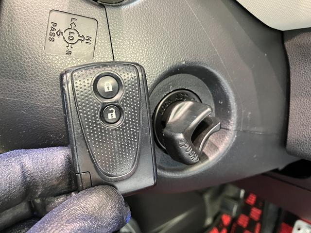 ミラココアココアプラスＧ　ローダウン　社外マフラー　ナビ　バックカメラＬＥＤライト　ミニライトアルミ　ナビ　Ｂｌｕｅｔｏｏｔｈ　ＵＳＢ　ドラレコ　バックカメラ　スマートキー　ＥＴＣ　オートエアコン　社外マフラー（滋賀県）の中古車