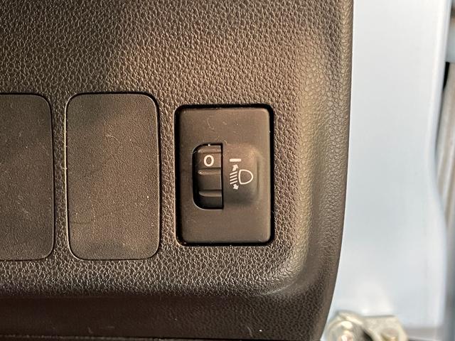 ミラココアココアプラスＧ　ローダウン　社外マフラー　ナビ　バックカメラＬＥＤライト　ミニライトアルミ　ナビ　Ｂｌｕｅｔｏｏｔｈ　ＵＳＢ　ドラレコ　バックカメラ　スマートキー　ＥＴＣ　オートエアコン　社外マフラー（滋賀県）の中古車