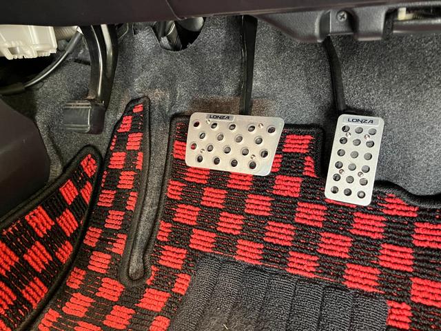 ミラココアココアプラスＧ　ローダウン　社外マフラー　ナビ　バックカメラＬＥＤライト　ミニライトアルミ　ナビ　Ｂｌｕｅｔｏｏｔｈ　ＵＳＢ　ドラレコ　バックカメラ　スマートキー　ＥＴＣ　オートエアコン　社外マフラー（滋賀県）の中古車