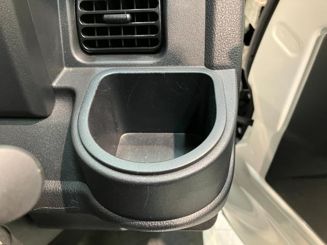 ハイゼットトラックスタンダード　５ＭＴ　パートタイム４ＷＤ　走行３千キロ弱５ＭＴ　パートタイム４ＷＤ　ＡＭ／ＦＭステレオ　エアコン　パワステ　マニュアルレベリング（滋賀県）の中古車