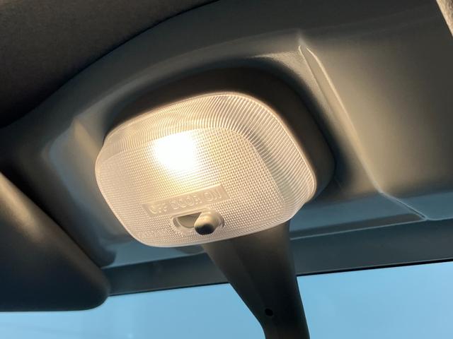 ハイゼットトラックスタンダード　５ＭＴ　パートタイム４ＷＤ　走行３千キロ弱５ＭＴ　パートタイム４ＷＤ　ＡＭ／ＦＭステレオ　エアコン　パワステ　マニュアルレベリング（滋賀県）の中古車