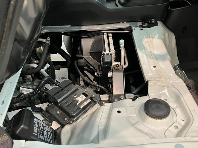 ハイゼットトラックスタンダード　５ＭＴ　パートタイム４ＷＤ　走行３千キロ弱５ＭＴ　パートタイム４ＷＤ　ＡＭ／ＦＭステレオ　エアコン　パワステ　マニュアルレベリング（滋賀県）の中古車