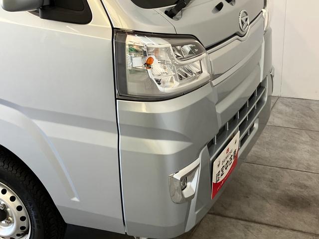 ハイゼットトラックジャンボＳＡ３ｔ　４ＷＤ　ＡＴ車　キーレス　パワーウインドウ衝突被害軽減ブレーキ　スマアシ３ｔ　リヤーコーナーセンサー　ＣＤステレオ　ＬＥＤヘッドライト　パワーウインドウ　荷台作業灯　マニュアルレベリング　キーレスエントリー　パートタイム４ＷＤ　ＡＴ車（滋賀県）の中古車