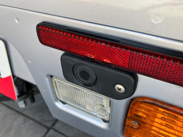 ハイゼットトラックジャンボＳＡ３ｔ　４ＷＤ　ＡＴ車　キーレス　パワーウインドウ衝突被害軽減ブレーキ　スマアシ３ｔ　リヤーコーナーセンサー　ＣＤステレオ　ＬＥＤヘッドライト　パワーウインドウ　荷台作業灯　マニュアルレベリング　キーレスエントリー　パートタイム４ＷＤ　ＡＴ車（滋賀県）の中古車
