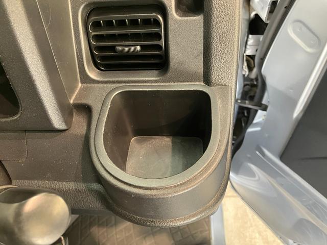 ハイゼットトラックジャンボＳＡ３ｔ　４ＷＤ　ＡＴ車　キーレス　パワーウインドウ衝突被害軽減ブレーキ　スマアシ３ｔ　リヤーコーナーセンサー　ＣＤステレオ　ＬＥＤヘッドライト　パワーウインドウ　荷台作業灯　マニュアルレベリング　キーレスエントリー　パートタイム４ＷＤ　ＡＴ車（滋賀県）の中古車