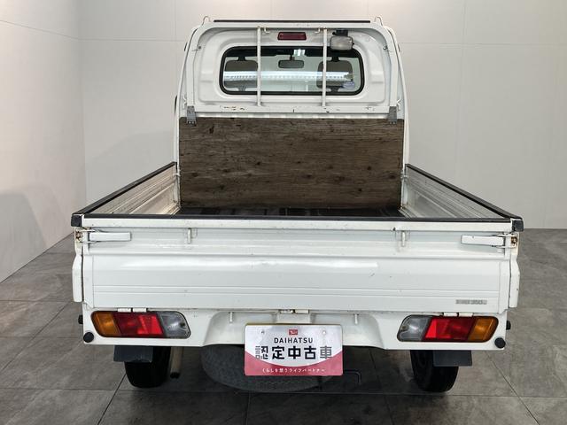 ミニキャブトラックＶＸ−ＳＥ　４ＷＤ　ＡＴ車　走行８万キロ弱エアコン　パワステ　ＣＤステレオ　４ＷＤ　ＡＴ車（滋賀県）の中古車