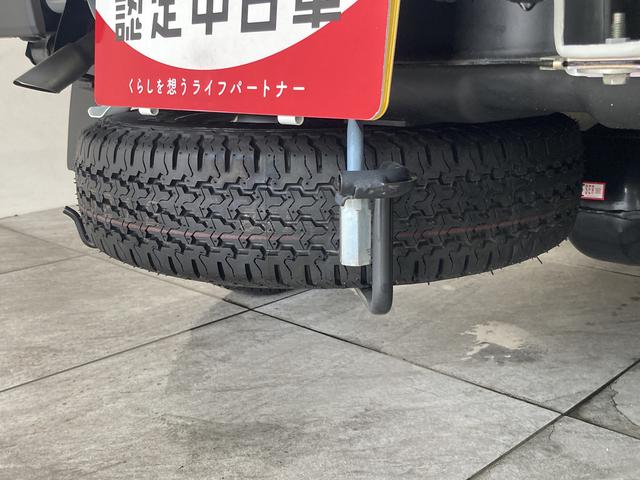 ハイゼットトラックスタンダード　スマアシ非装着車　届出済未使用車コーナーセンサー　エコアイドル　ＡＭ／ＦＭラジオ　エアコン　パワステ（滋賀県）の中古車