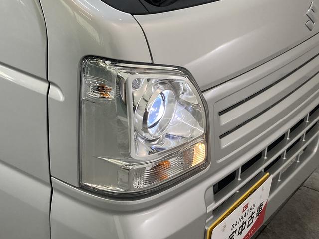 キャリイトラックＫＣエアコン・パワステ　４ＷＤ　ＡＴ　走行０．６万キロ台４ＷＤ　ＡＴ　ＨＩＤ　リヤ４枚リーフスプリング　マニュアルエアコン　荷台作業灯　ゲートプロテクター　ガードフレームプロテクター（滋賀県）の中古車