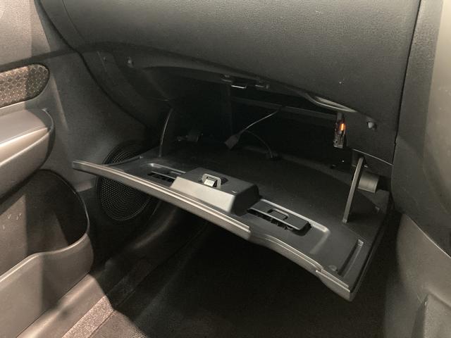 ノートメダリスト　Ｘ　ナビ　バックカメラ　車検整備付スマートキー　オートエアコン　ナビ　ＤＶＤ　Ｂｌｕｅｔｏｏｔｈ　バックカメラ（滋賀県）の中古車