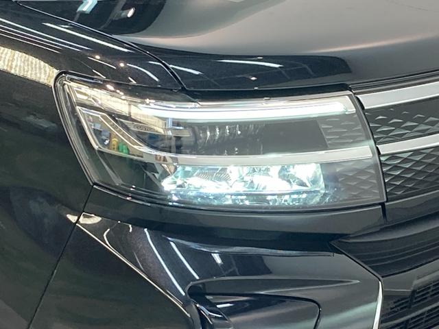 タントカスタムＸ　両側電動スライドドア　ＬＥＤ　届出済未使用車衝突被害軽減ブレーキ　コーナーセンサー　バックカメラ（ナビ装着時用）　両側電動スライドドア　前席シートヒーター　電動パーキングブレーキ　ＬＥＤ　オートライト　オートエアコン　スマートキー　エコアイドル（滋賀県）の中古車