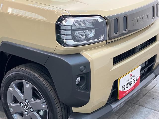 タフトＧダーククロムベンチャー　フルタイム４ＷＤ　届出済未使用車衝突被害軽減ブレーキ・スマートアシスト　フルタイム４ＷＤ　コーナーセンサー　ＬＥＤヘッドライト　スマートキー　前席シートヒーター　ナビ取付時用バックカメラ　スカイフィールトップ　届出済未使用車（滋賀県）の中古車