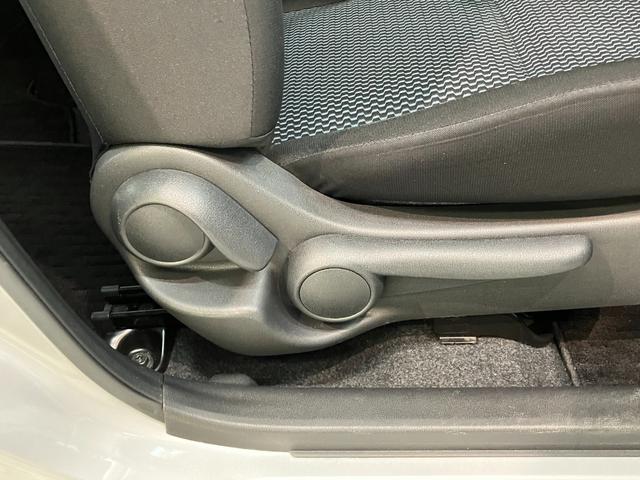 ノートＸ　フルセグナビ　バックカメラ　ドラレコ　車検整備付追突被害軽減ブレーキ　スマートキー　オートエアコン　フルセグナビ　Ｂｌｕｅｔｏｏｔｈ　ＵＳＢ　バックカメラ　ドラレコ　ＥＴＣ車載器（滋賀県）の中古車