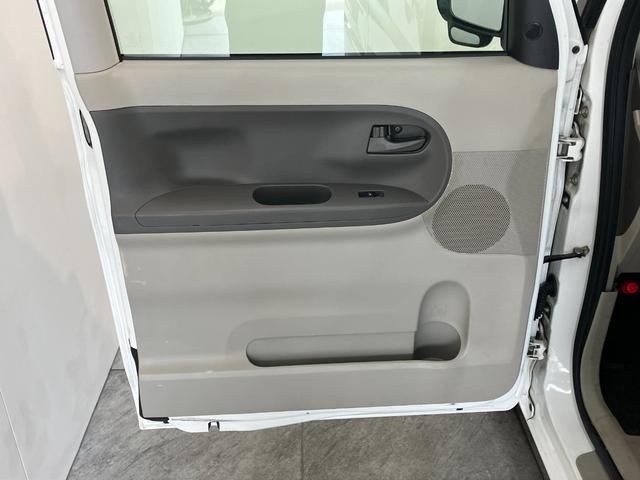 タントスローパーＬ　ＳＡ２　リヤシート付　ワンセグナビ車いす乗降車　追突被害軽減ブレーキ　スマアシ２　キーレス　エコアイドル　両側スライドドア　ワンセグナビ（滋賀県）の中古車