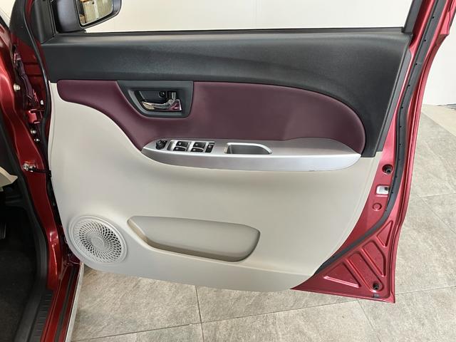 キャストスタイルＧ　ＶＳ　ＳＡIII　フルセグナビ　全周囲カメラ衝突被害軽減ブレーキ　フルセグナビ　Ｂｌｕｅｔｏｏｔｈ　ＤＶＤ再生　ＣＤ録音　全周囲カメラ　前席シートヒーター　ＥＴＣ車載器　ＬＥＤヘッドライト　オートライト　スマートキー　エコアイドル（滋賀県）の中古車