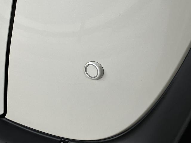 シエンタＧ　９型ナビ　バックカメラ　両側電動スライドドア追突被害軽減ブレーキ　ＴＳＳ　ＬＥＤ　スマートキー　両側電動スライドドア　前席シートヒーター　ハンドルヒーター　９インチフルセグナビ　ＤＶＤ　Ｂｌｕｅｔｏｏｔｈ　ドラレコ　バックカメラ（滋賀県）の中古車