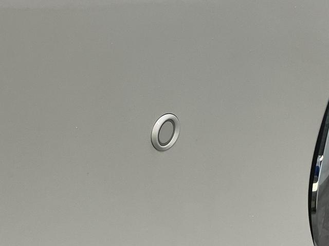 シエンタＧ　９型ナビ　バックカメラ　両側電動スライドドア追突被害軽減ブレーキ　ＴＳＳ　ＬＥＤ　スマートキー　両側電動スライドドア　前席シートヒーター　ハンドルヒーター　９インチフルセグナビ　ＤＶＤ　Ｂｌｕｅｔｏｏｔｈ　ドラレコ　バックカメラ（滋賀県）の中古車