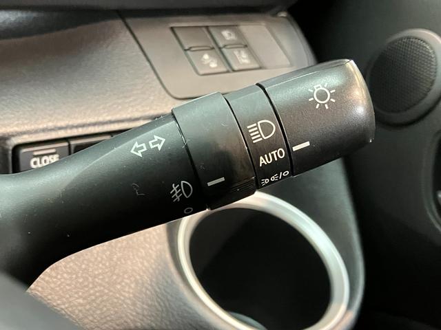 シエンタＧ　９型ナビ　バックカメラ　両側電動スライドドア追突被害軽減ブレーキ　ＴＳＳ　ＬＥＤ　スマートキー　両側電動スライドドア　前席シートヒーター　ハンドルヒーター　９インチフルセグナビ　ＤＶＤ　Ｂｌｕｅｔｏｏｔｈ　ドラレコ　バックカメラ（滋賀県）の中古車