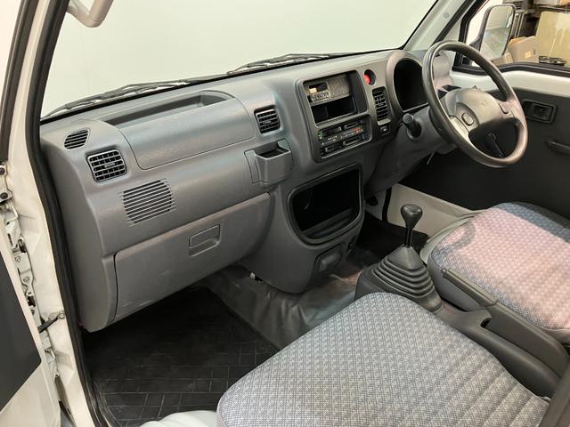 ハイゼットトラックエアコン・パワステ　スペシャル　４ＷＤ　５ＭＴ　走行４万Ｋ台４ＷＤ　５ＭＴ　ＡＭ／ＦＭラジオ　マニュアルエアコン　マニュアルレベリング　テールゲートチェーン　ゲートプロテクター（滋賀県）の中古車