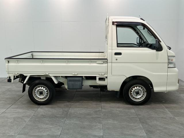 ハイゼットトラックエアコン・パワステ　スペシャル　４ＷＤ　５ＭＴ　走行４万Ｋ台４ＷＤ　５ＭＴ　ＡＭ／ＦＭラジオ　マニュアルエアコン　マニュアルレベリング　テールゲートチェーン　ゲートプロテクター（滋賀県）の中古車