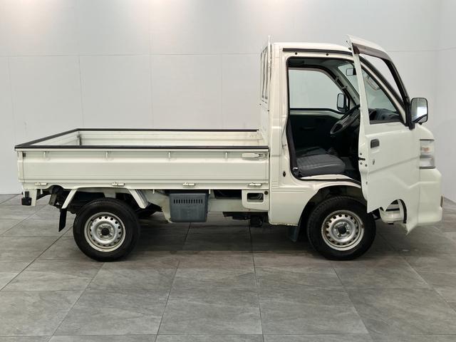 ハイゼットトラックエアコン・パワステ　スペシャル　４ＷＤ　５ＭＴ　走行４万Ｋ台４ＷＤ　５ＭＴ　ＡＭ／ＦＭラジオ　マニュアルエアコン　マニュアルレベリング　テールゲートチェーン　ゲートプロテクター（滋賀県）の中古車