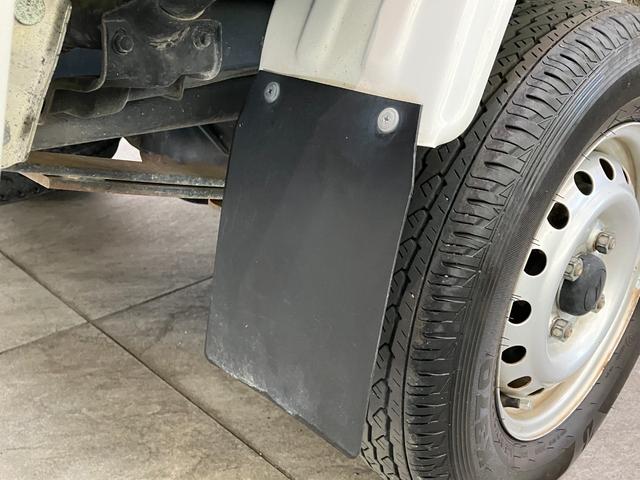 ハイゼットトラックエアコン・パワステ　スペシャル　４ＷＤ　５ＭＴ　走行４万Ｋ台４ＷＤ　５ＭＴ　ＡＭ／ＦＭラジオ　マニュアルエアコン　マニュアルレベリング　テールゲートチェーン　ゲートプロテクター（滋賀県）の中古車