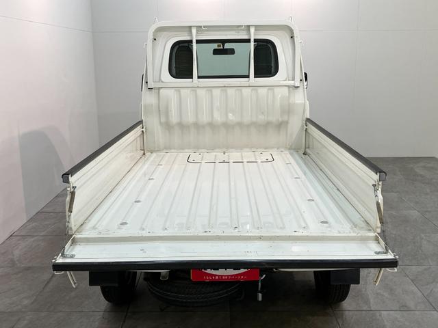ハイゼットトラックエアコン・パワステ　スペシャル　４ＷＤ　５ＭＴ　走行４万Ｋ台４ＷＤ　５ＭＴ　ＡＭ／ＦＭラジオ　マニュアルエアコン　マニュアルレベリング　テールゲートチェーン　ゲートプロテクター（滋賀県）の中古車