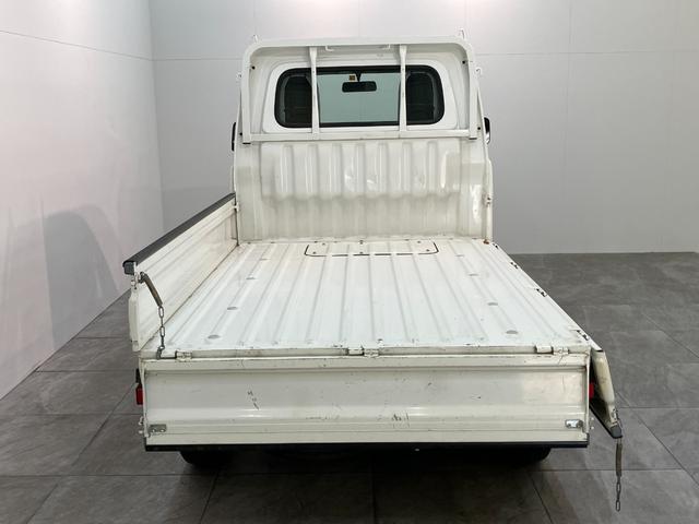 ハイゼットトラックエアコン・パワステ　スペシャル　４ＷＤ　５ＭＴ　走行４万Ｋ台４ＷＤ　５ＭＴ　ＡＭ／ＦＭラジオ　マニュアルエアコン　マニュアルレベリング　テールゲートチェーン　ゲートプロテクター（滋賀県）の中古車