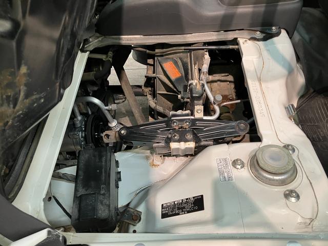 ハイゼットトラックエアコン・パワステ　スペシャル　４ＷＤ　５ＭＴ　走行４万Ｋ台４ＷＤ　５ＭＴ　ＡＭ／ＦＭラジオ　マニュアルエアコン　マニュアルレベリング　テールゲートチェーン　ゲートプロテクター（滋賀県）の中古車