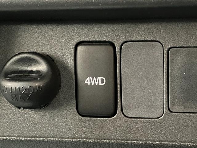 ハイゼットトラックジャンボ　４ＷＤ　キーレス　パワーウインドウパートタイム４ＷＤ　荷台作業灯　キーレス　パワーウインドウ　ＣＤステレオ　ＡＵＸ端子　リヤ４枚リーフスプリング（滋賀県）の中古車