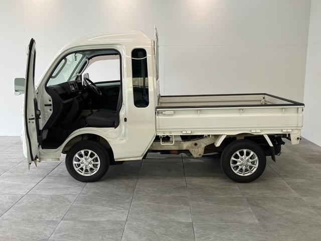 ハイゼットトラックジャンボ　４ＷＤ　キーレス　パワーウインドウパートタイム４ＷＤ　荷台作業灯　キーレス　パワーウインドウ　ＣＤステレオ　ＡＵＸ端子　リヤ４枚リーフスプリング（滋賀県）の中古車