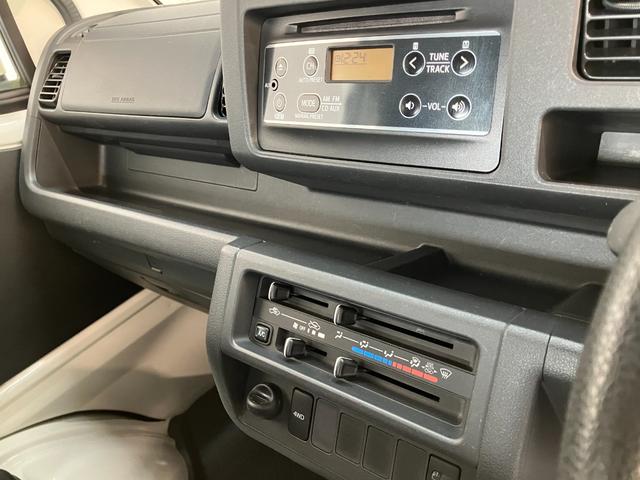 ハイゼットトラックジャンボ　４ＷＤ　キーレス　パワーウインドウパートタイム４ＷＤ　荷台作業灯　キーレス　パワーウインドウ　ＣＤステレオ　ＡＵＸ端子　リヤ４枚リーフスプリング（滋賀県）の中古車