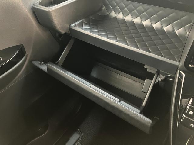 タントカスタムＲＳスタイルセレクション　フルセグナビ　Ｂカメラ追突被害軽減ブレーキ　コーナーセンサー　ＬＥＤ　両側電動スライドドア　レーダークルーズコントロール　シートヒーター　フルセグナビ　ＤＶＤ　Ｂｌｕｅｔｏｏｔｈ　ＵＳＢ　バックカメラ　前後ドラレコ　ＥＴＣ（滋賀県）の中古車