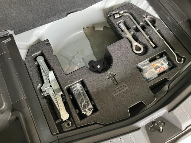 ノートＸ　ＤＩＧ−Ｓ　ブランナチュールインテリア　フルセグナビ追突被害軽減ブレーキ　スマートキー　オートエアコン　フルセグナビ　ＤＶＤ　Ｂｌｕｅｔｏｏｔｈ　ＵＳＢ　ＣＤ録音　パノラマカメラ　ＥＴＣ車載器（滋賀県）の中古車