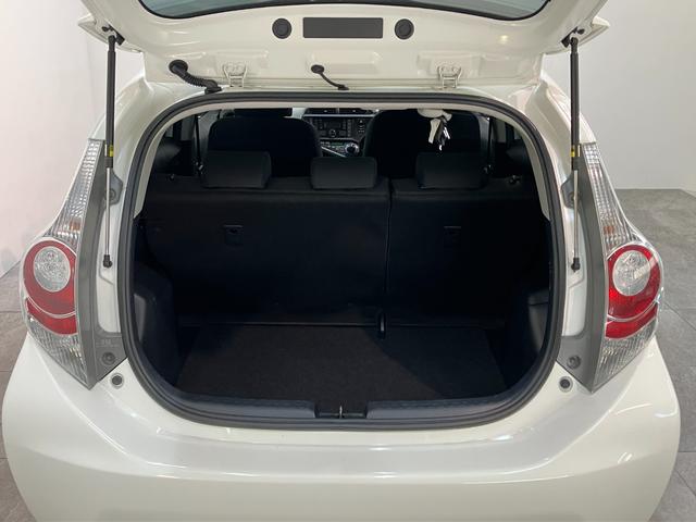 アクアＳ　ＣＤステレオ　ＥＴＣ車載器　社外アルミ　車検整備付ＣＤステレオ　ＥＴＣ車載器　オートライト　オートエアコン　スマートキー　全席パワーウインドウ　電動格納式ドアミラー　マニュアルレベリング　チルトステアリング　シートリフター　車検整備付（滋賀県）の中古車
