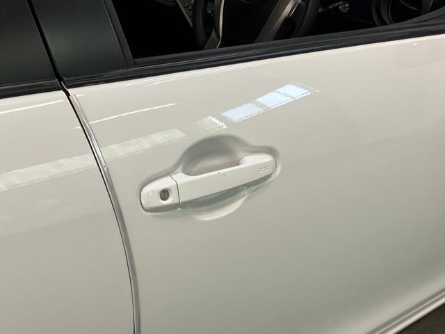 アクアＳ　ＣＤステレオ　ＥＴＣ車載器　社外アルミ　車検整備付ＣＤステレオ　ＥＴＣ車載器　オートライト　オートエアコン　スマートキー　全席パワーウインドウ　電動格納式ドアミラー　マニュアルレベリング　チルトステアリング　シートリフター　車検整備付（滋賀県）の中古車