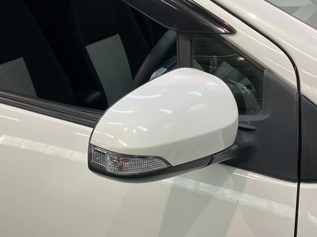 アクアＳ　ＣＤステレオ　ＥＴＣ車載器　社外アルミ　車検整備付ＣＤステレオ　ＥＴＣ車載器　オートライト　オートエアコン　スマートキー　全席パワーウインドウ　電動格納式ドアミラー　マニュアルレベリング　チルトステアリング　シートリフター　車検整備付（滋賀県）の中古車