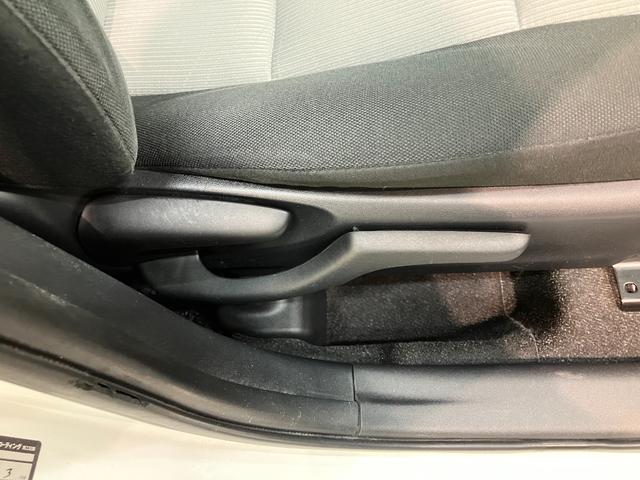 アクアＳ　ＣＤステレオ　ＥＴＣ車載器　社外アルミ　車検整備付ＣＤステレオ　ＥＴＣ車載器　オートライト　オートエアコン　スマートキー　全席パワーウインドウ　電動格納式ドアミラー　マニュアルレベリング　チルトステアリング　シートリフター　車検整備付（滋賀県）の中古車