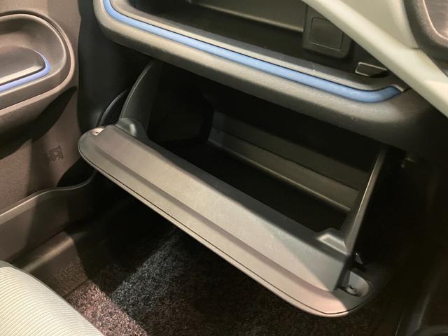 アクアＳ　ＣＤステレオ　ＥＴＣ車載器　社外アルミ　車検整備付ＣＤステレオ　ＥＴＣ車載器　オートライト　オートエアコン　スマートキー　全席パワーウインドウ　電動格納式ドアミラー　マニュアルレベリング　チルトステアリング　シートリフター　車検整備付（滋賀県）の中古車